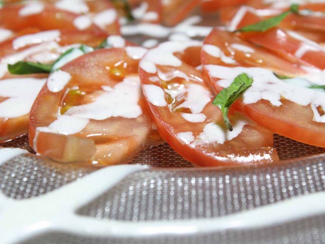 tomato-ti-zu .jpg